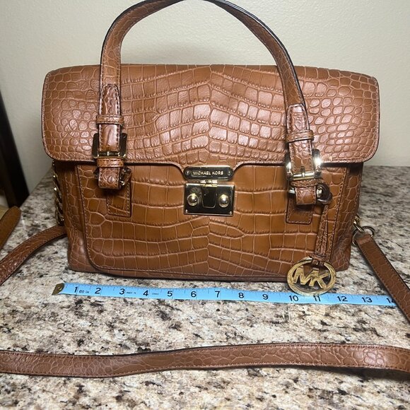 Brown Croc Embossed MK Shoulder Handbag - Picture 1 of 11